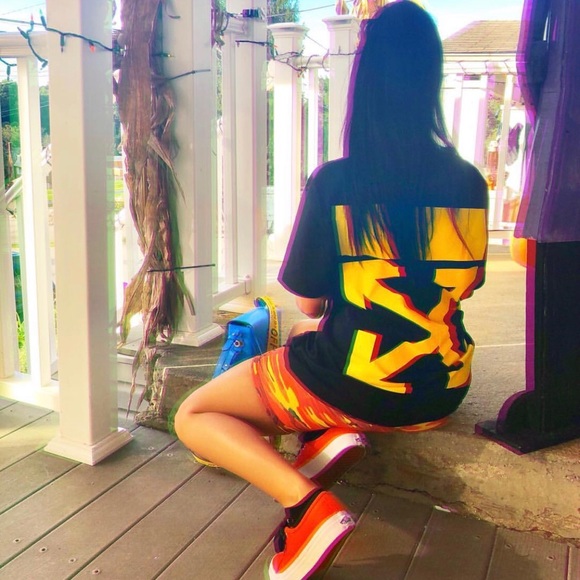 Off-White Tops - OFF-WHITE men’s small t-shirt
